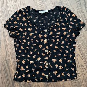 Hippie rose tee shirt semi cropped.